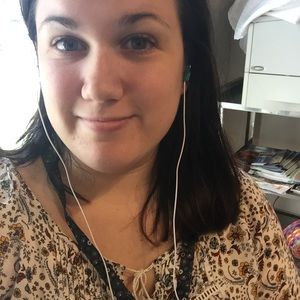 Meet your Posher, Hannah